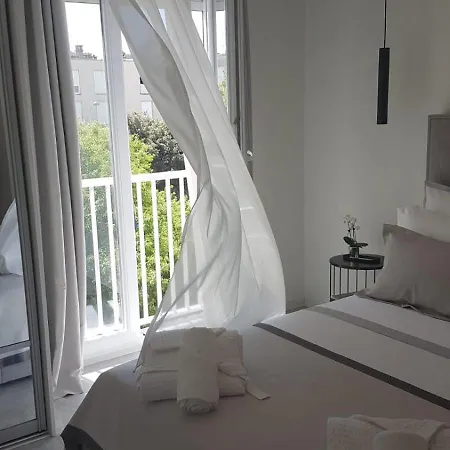 S&s Luxury With Balcony, 10 Minutes Walk To Old Town, Free Parking Zadar