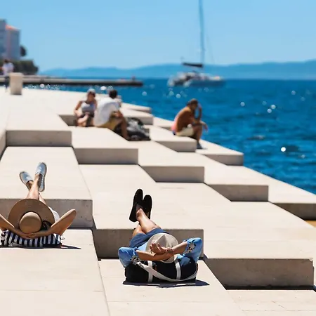 S&S Luxury Apartment 10 Minutes Walk To Old Town, Free Parking * Zadar