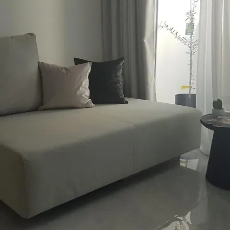 S&S Luxury Apartment 10 Minutes Walk To Old Town, Free Parking
