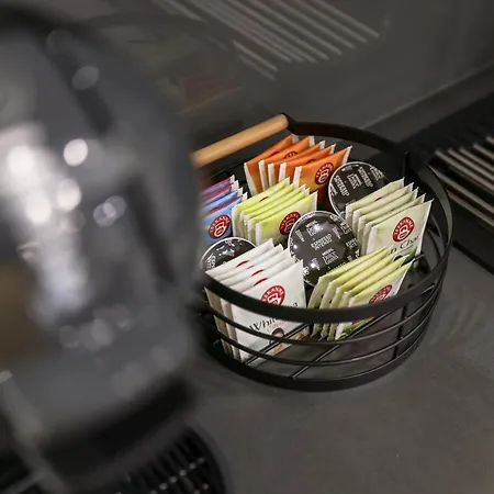 Apartment S&s Luxury With Balcony, 10 Minutes Walk To Old Town, Free Parking