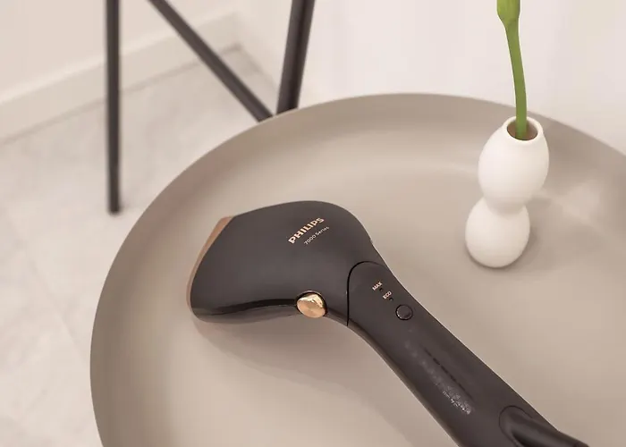 S&s Luxury With Balcony, 10 Minutes Walk To Old Town, Free Parking Apartman *